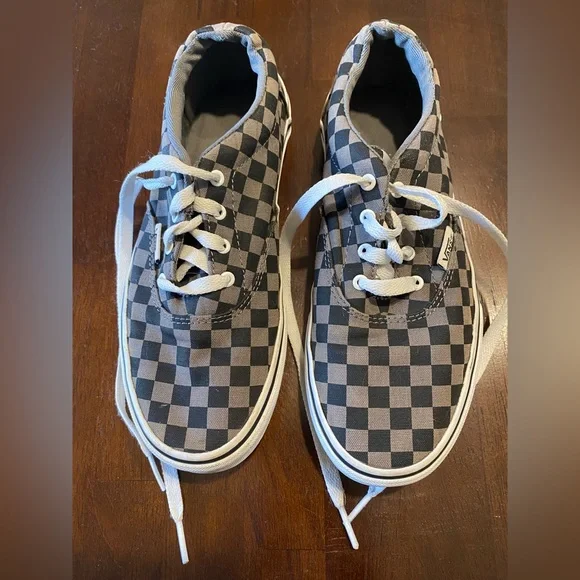 Vans Black gray and white checkered size 5 - Picture 1 of 5